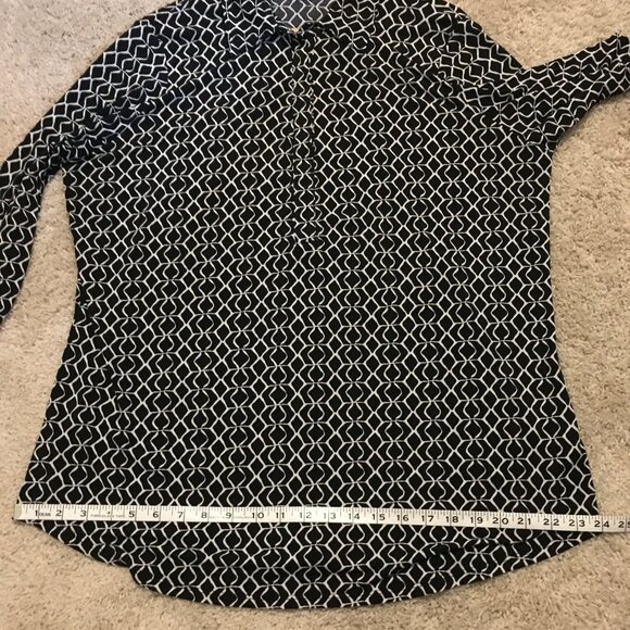 Jones New York B&W Live Wire Pattern Stretchy Dress Shirt - Picture 13 of 15